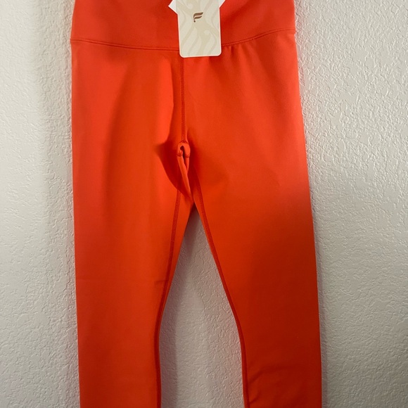 Fabletics exercise set - Picture 6 of 10